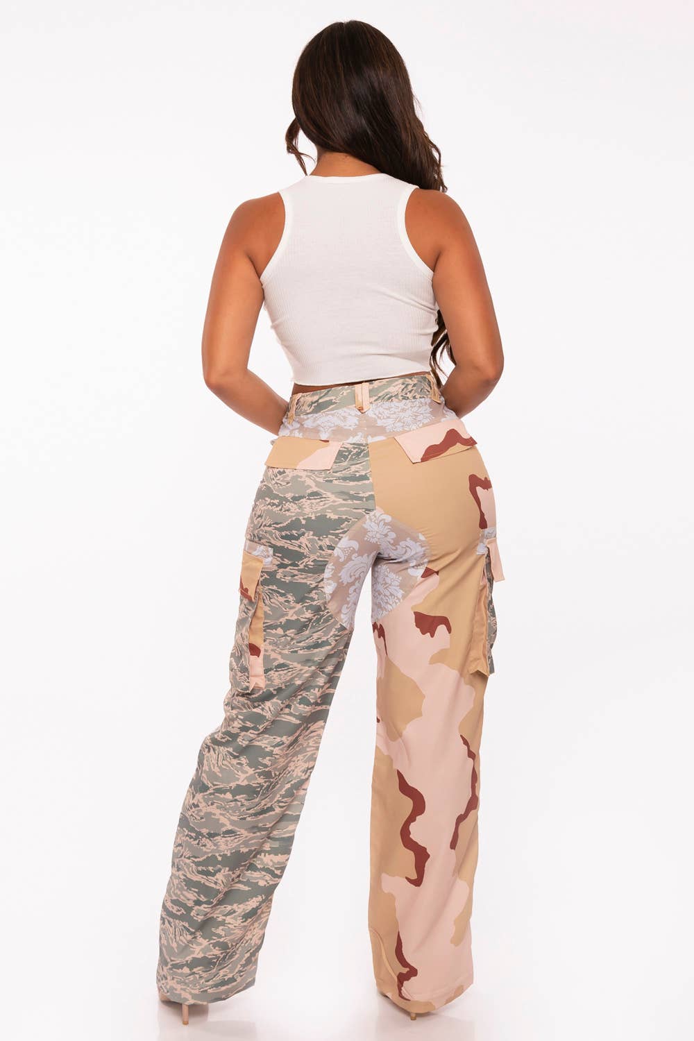 Forever 21 Women's Twill Camo Print Cargo Pants in Olive, XL | Vancouver  Mall
